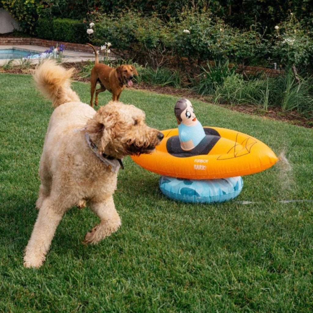 FUNBOY Kenny Kayaker Spinning Sprinkler