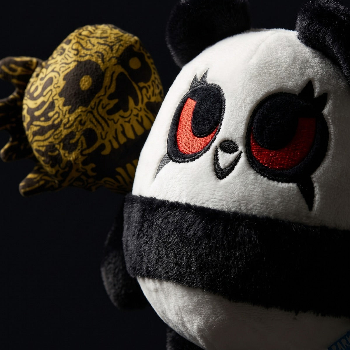 Thrash Panda Plush 2-in-1 + Tug Dog Toy