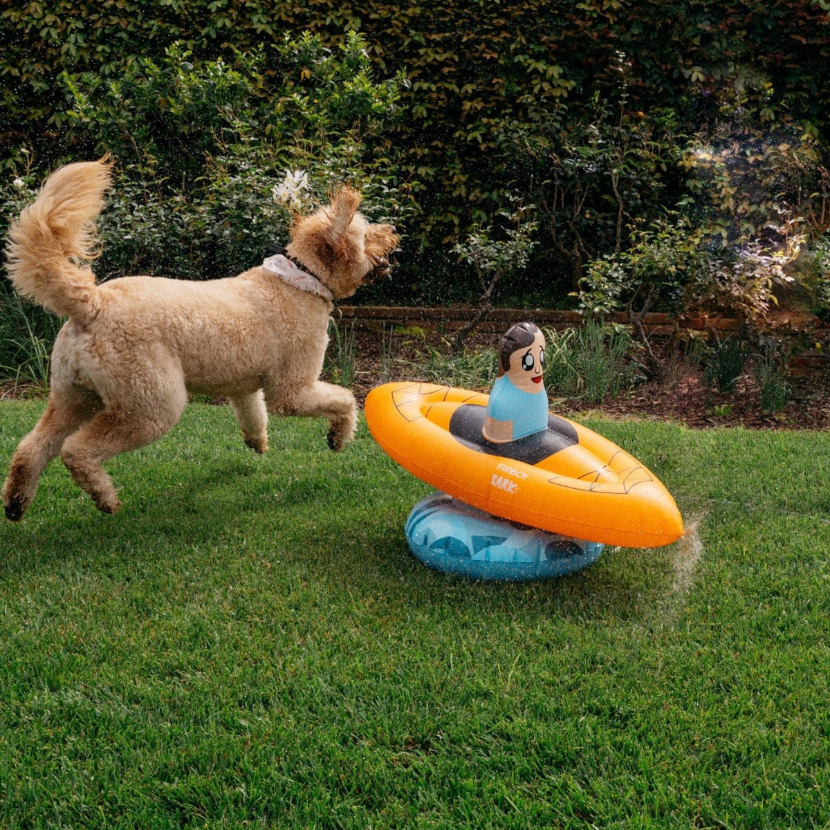 FUNBOY Kenny Kayaker Spinning Sprinkler