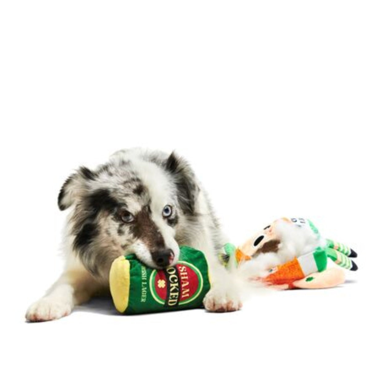 Lick Me Leprechaun Plush 2-in-1 Rip and Reveal + Gnaw Dog Toy